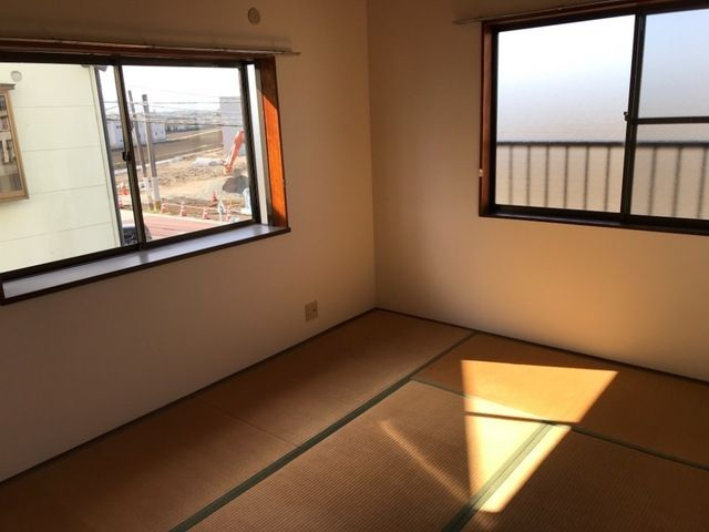 コーポ金子A棟の和室