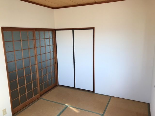 コーポ金子A棟の和室