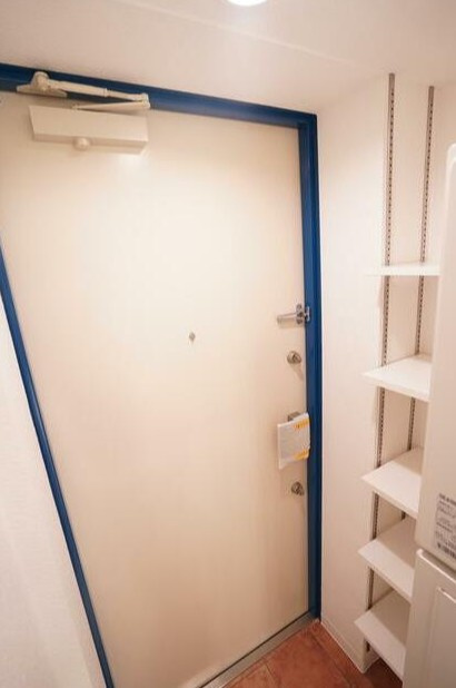荒川区西尾久３丁目の賃貸マンションの玄関