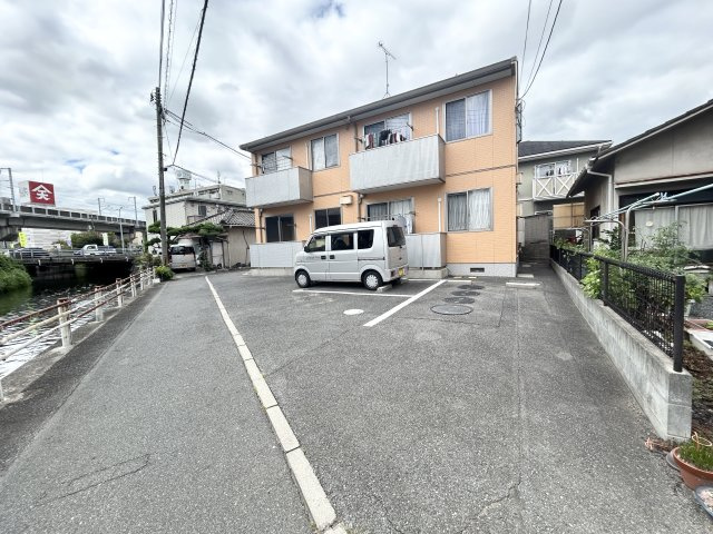 ディアスＫの駐車場