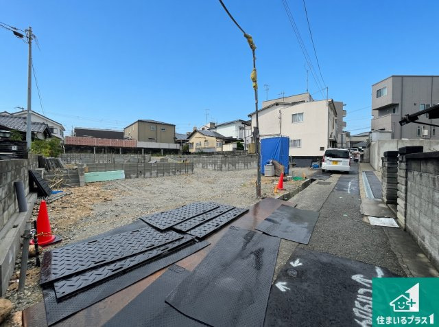 宝塚市中州　第1期　新築一戸建ての前面道路含む現地写真|周辺は落ち着いた街並みの住宅地！子育てがしやすい住環境です！まだ未完成ですが、現地でしかわからない事もございます。是非一度ご覧ください。