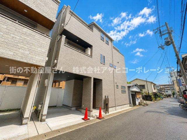 須磨区青葉町１丁目　新築戸建ての外観|間口が広くて見栄えがします！