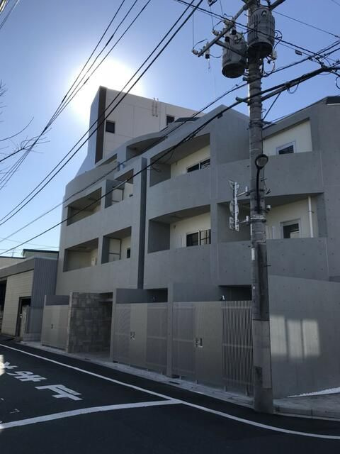 Ｂ　ＣＩＴＹ　ＡＰＡＲＴＭＥＮＴ　ＳＨＩＮＪＵＫＵ　ＮＷの外観