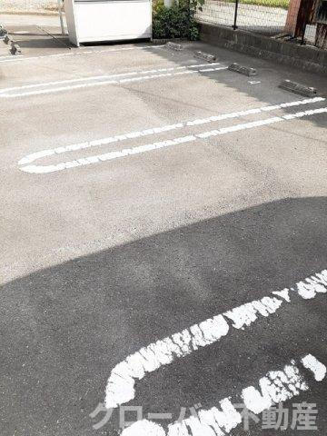 ラフテルの駐車場