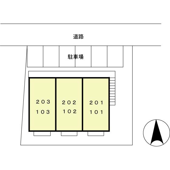 ラブドミールの駐車場