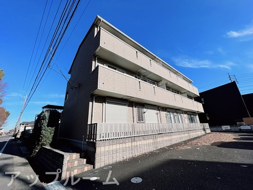 春日井市知多町１丁目のアパートの外観