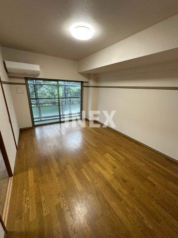 N-flats 横浜大岡のロビー
