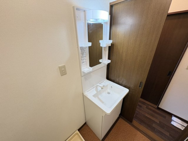 ドルチェテラスの独立洗面台|当社、チルホームのHPもご覧ください(^^)/物件情報多数♪