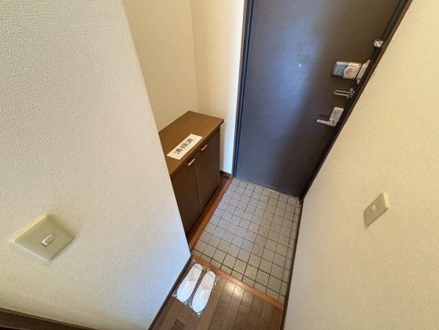 ドルチェテラスの玄関|当社、チルホームのHPもご覧ください(^^)/物件情報多数♪