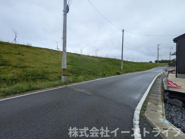 【新築戸建】　いわき市久之浜町第5　長期優良住宅の前面道路含む現地写真|北東側6m公道