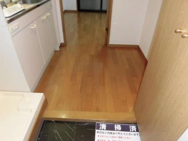 メインステージ蒲田Ⅱの玄関|明るい玄関です