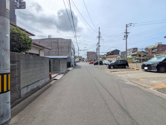 柳井町2丁目土地の前面道路含む現地写真