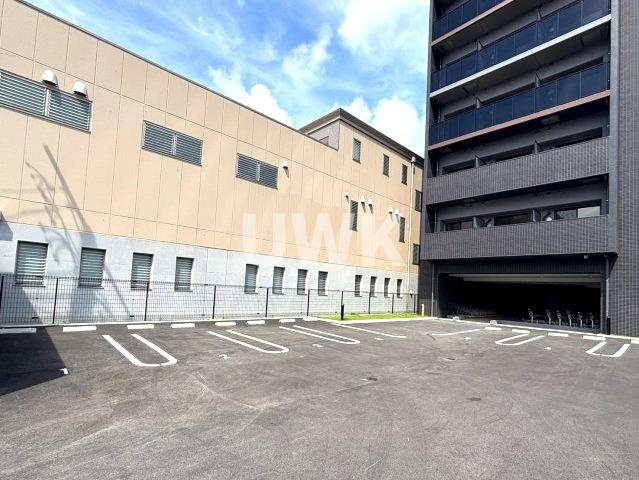 名古屋市北区金城２丁目の賃貸マンションの駐車場