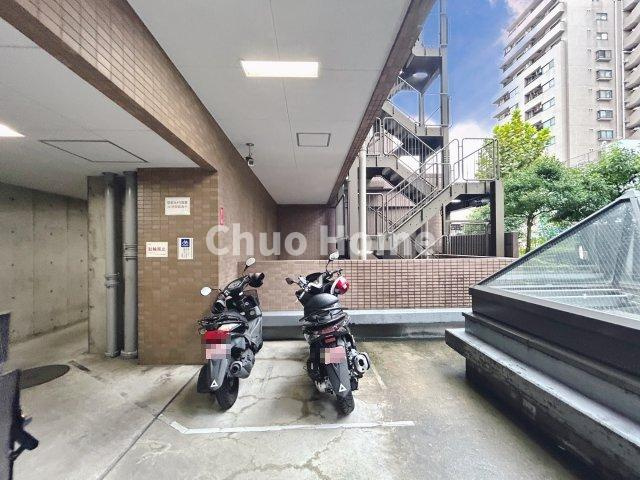 朝日シティパリオ東向島の駐車場|【バイク置場】最新の空き状況や費用などの詳細は担当スタッフまでお問い合わせください。