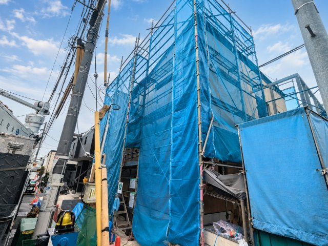 中野区大和町4丁目　新築戸建の外観|2026.09.04撮影

現地ご見学希望・資料請求などお気軽にお問い合わせ下さい！
03-5990-5201