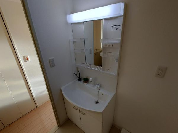 T’s garden八丁堀の独立洗面台|朝の身支度には欠かせない独立洗面化粧台