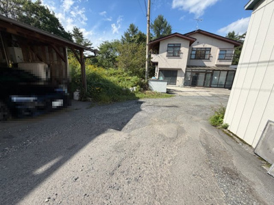 【前面道路含む現地写真】 | 吾妻郡草津町大字草津 カーポート　9DK＋S