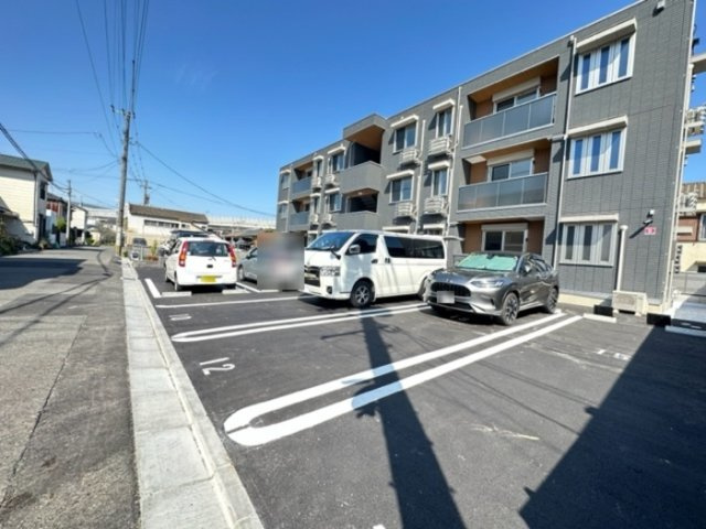D-ROOM貴船の駐車場