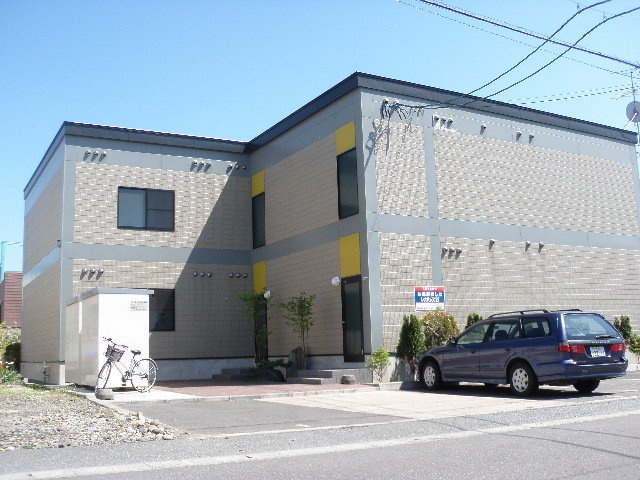 レオパレスフローラ