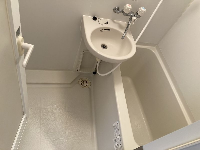 松戸市東松戸１丁目の賃貸マンションの浴室
