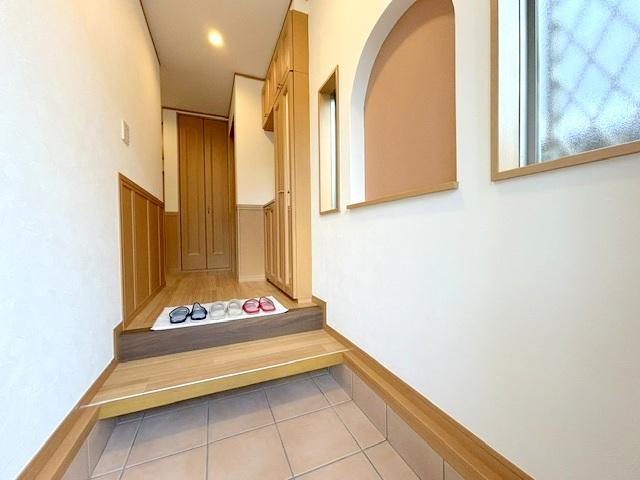 平池町　中古一戸建ての玄関|■物件内覧・資金計画相談・住宅ローン相談、リフォーム相談、お問合せ受付中■
※当日・翌日のご内覧、ご相談はお電話でのお問合せがスムーズです！