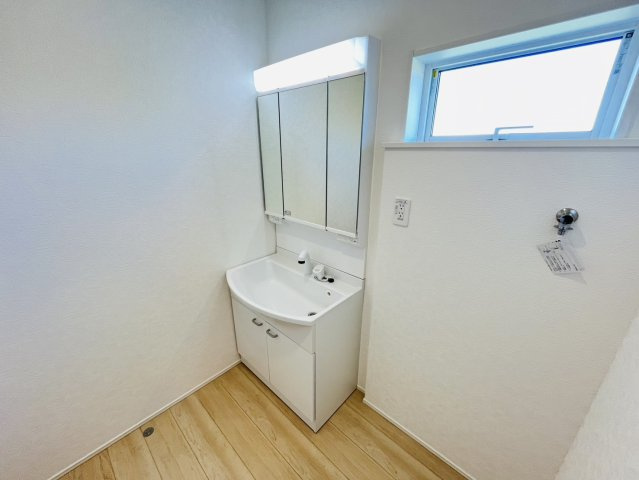 刈谷市泉田町北中浜51番13、14『仲介手数料無料』新築一戸建て・建売の独立洗面台