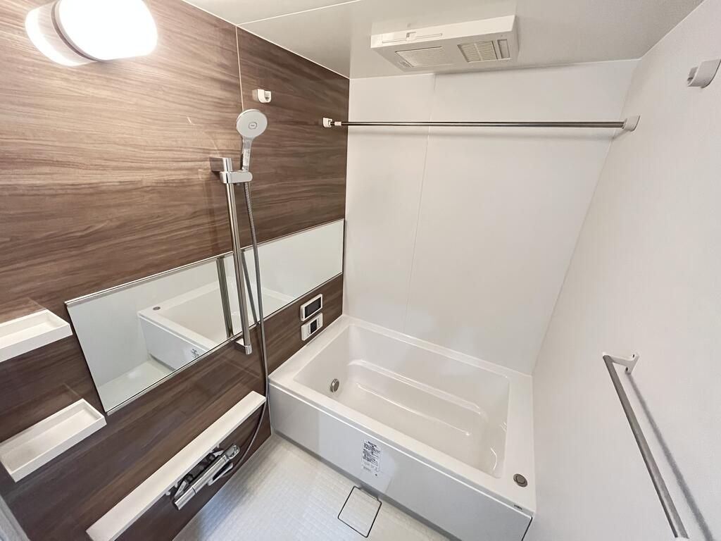 THE SQUARE・Glory Residenceの浴室