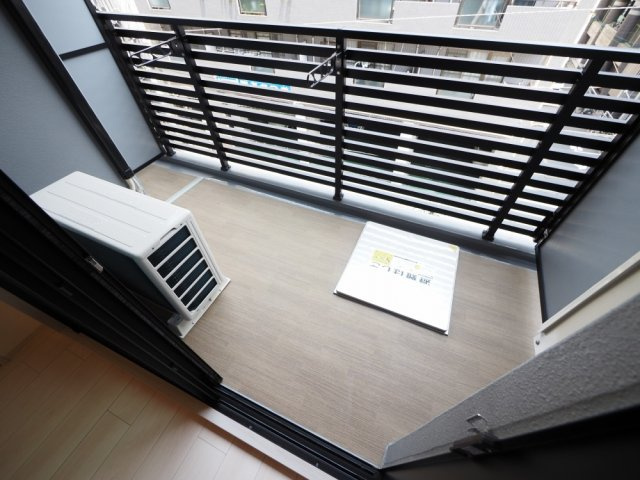 ArtizA瓦屋町Ⅰのバルコニー