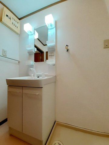 ロータス城ヶ上　Ｃの洗面所