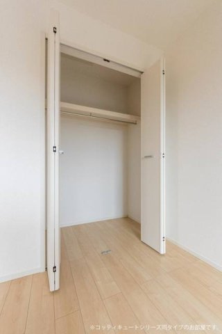 フォルシュ近見Ｂの収納