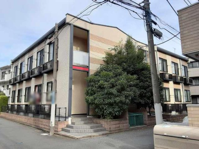 レオパレス綱島ＩＳＨＩＩの外観