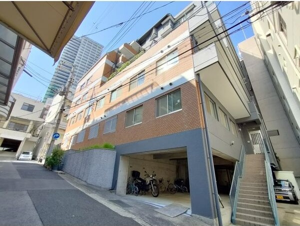 第2七耀マンションの外観