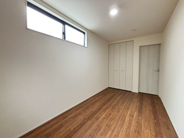八王子市並木町～全９棟～の洋室
