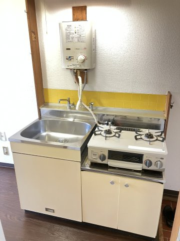 ボワリシュ戸吹のキッチン|退去前につき別のお部屋の写真です。