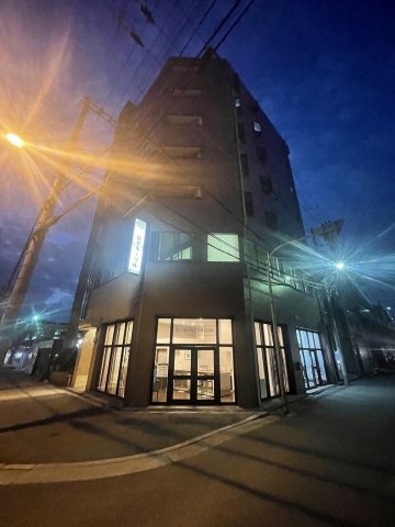 サンパレス弁天の外観