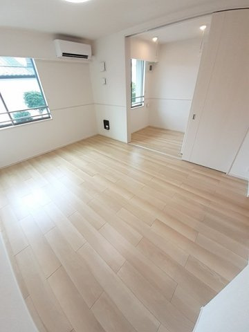 レーニアⅡの居間・リビング