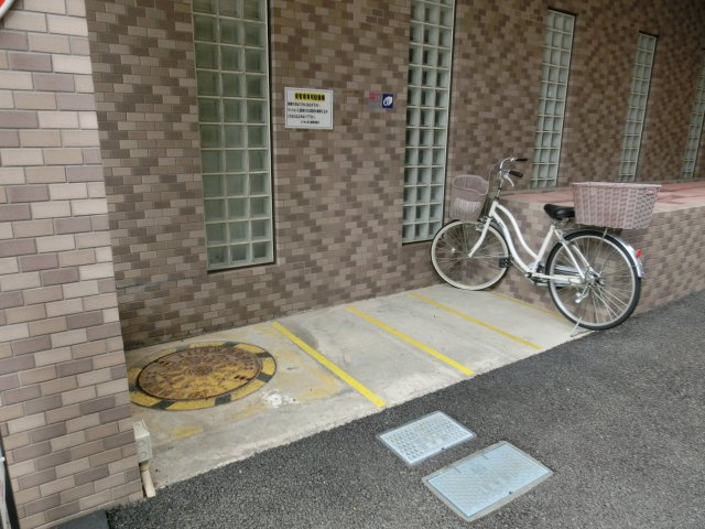 レクセル本川越の駐輪場