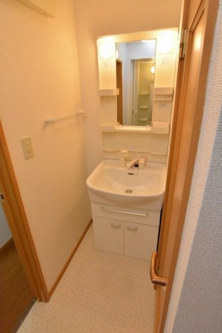 アップヴィレッジＢの洗面所
