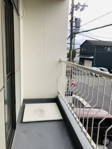 大和ビルのバルコニー