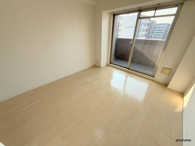 S-RESIDENCE難波EAST　仲介手数料無料の居間・リビング