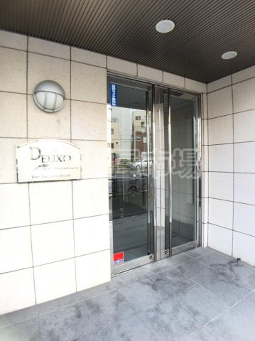 プレール・ドゥーク東京EASTⅢのエントランス