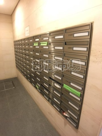 プレール・ドゥーク東京EASTⅢのその他共用部分|メールボックス