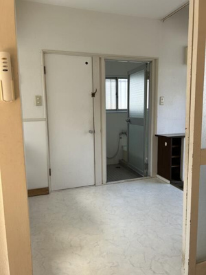 【居間・リビング】 | 貸戸建住宅　富士見市鶴馬３丁目 | ゆったり過ごせる居間です