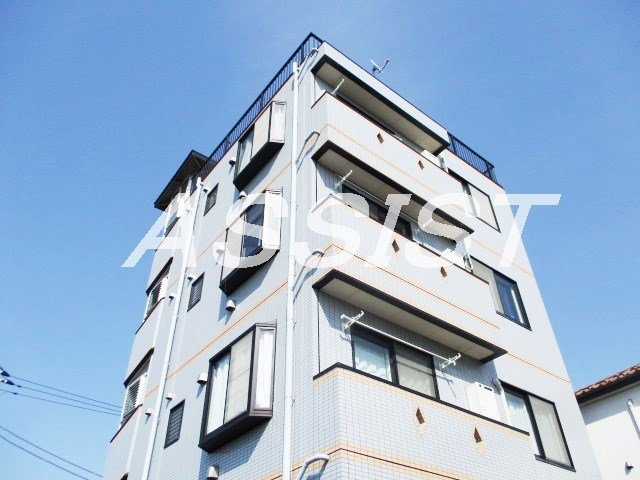 ハイツリバーサイド