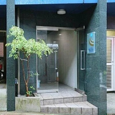 豊島区西池袋４丁目の賃貸マンションのエントランス