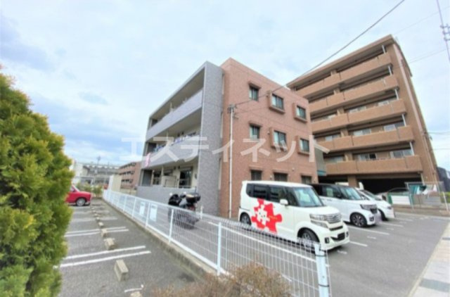 緒川プラザの外観