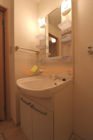 アンプルールA棟の洗面所|使いやすい洗面所です