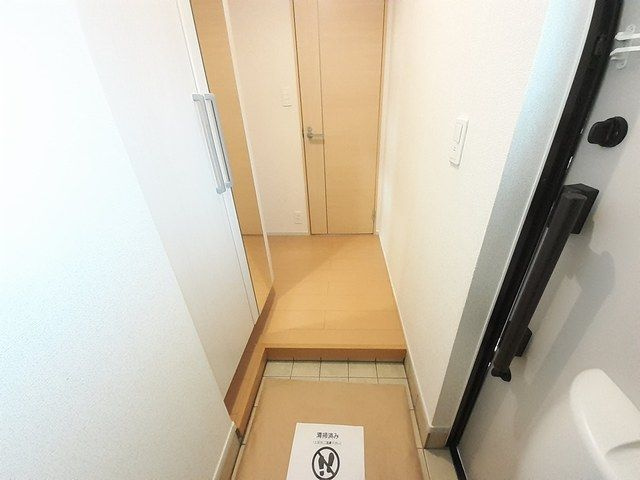 ガーデンプレイスⅣの玄関