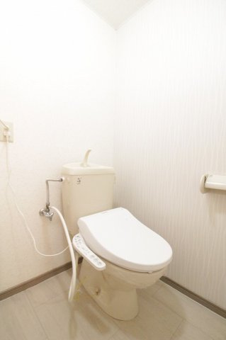 桂コーポ神谷のトイレ|コンパクトで使いやすいトイレです