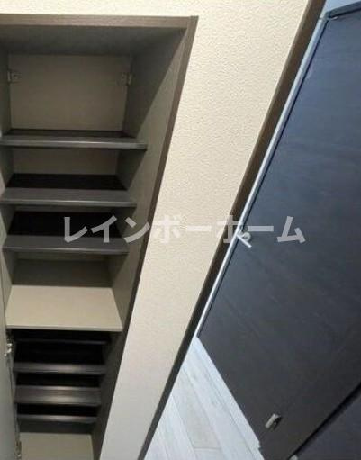ジーメゾン松戸五香ピュールの玄関|※同施工物件参照